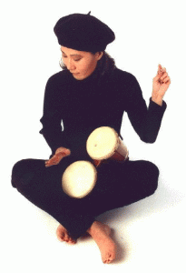 Sheldon and Jae play bongos